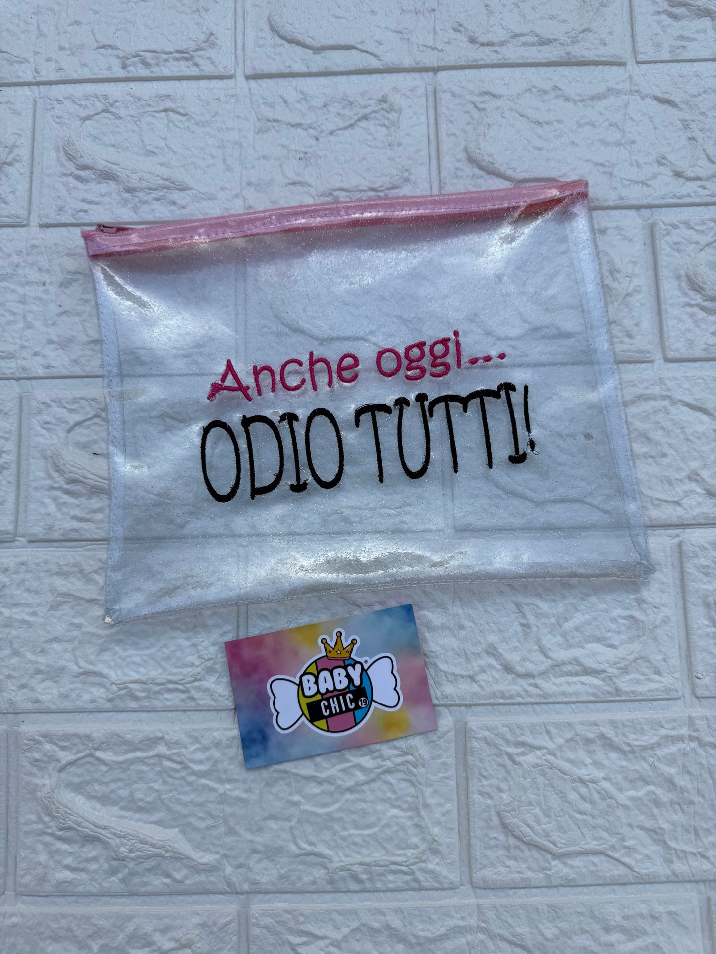 Pochette impermeabile a bustina con frase