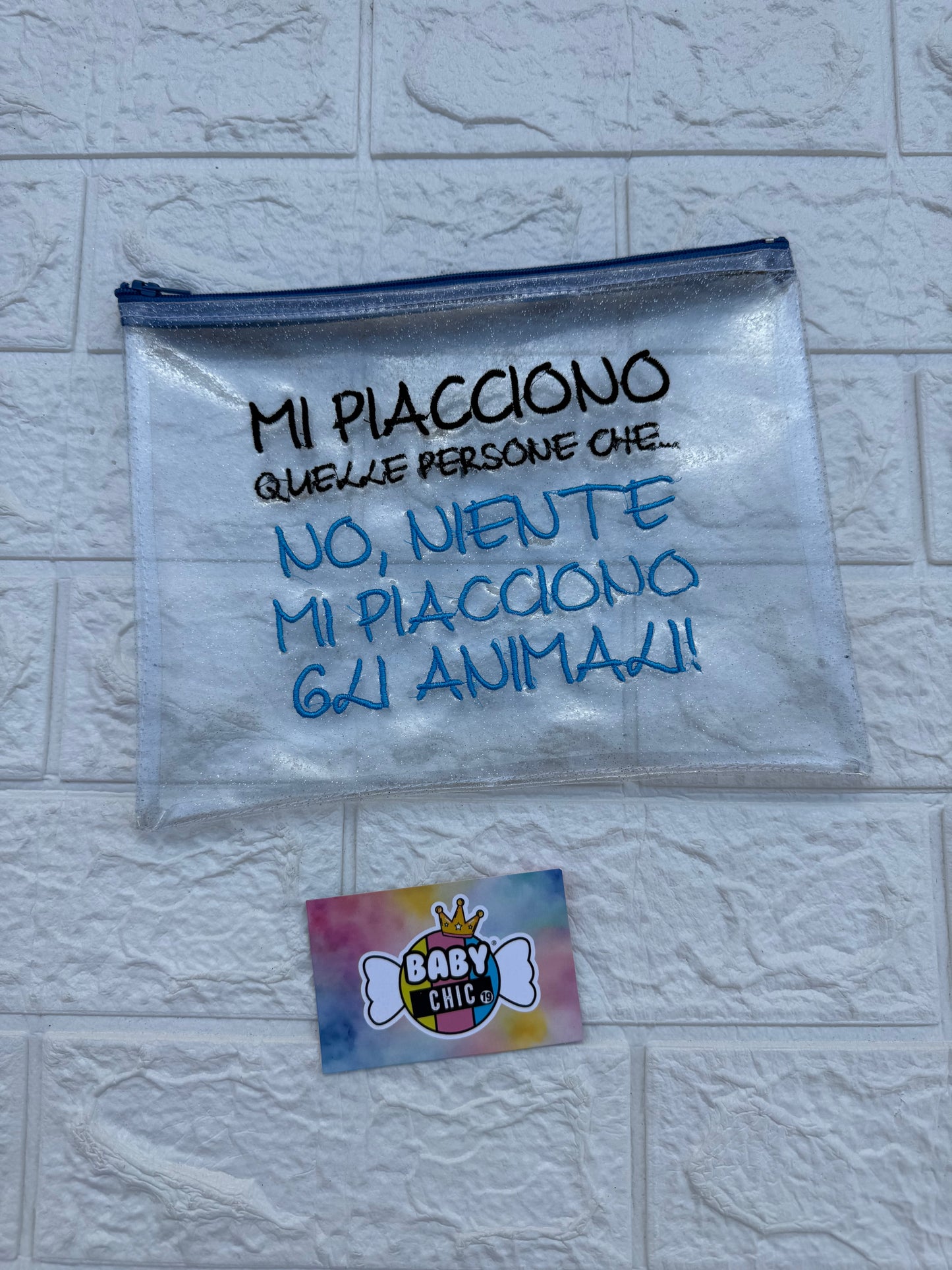 Pochette impermeabile a bustina con frase